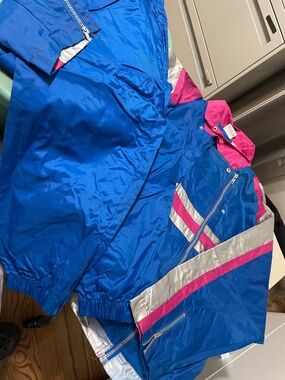 New Moves Sport - Size Large/14 - Wind Suit  Jacket & Pants